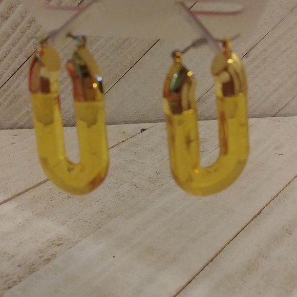 Christian Siriano Yellow Hoop Earrings - Picture 2 of 4